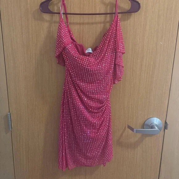 Oh Polly Perla Hot Pink Dress - Picture 2 of 4